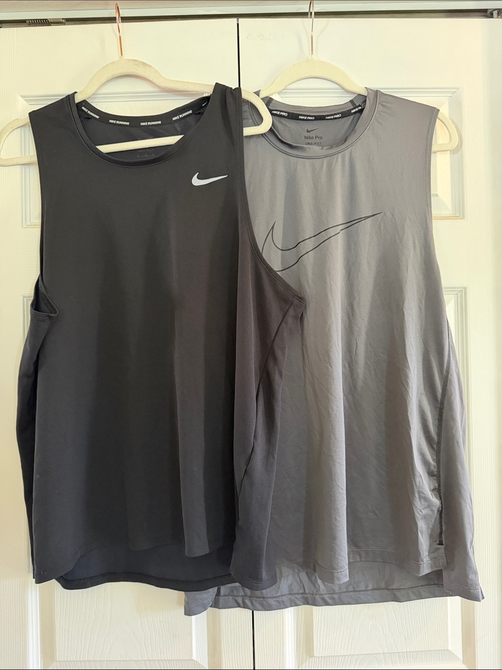 Bundle of 2 Nike dri fit tanks
